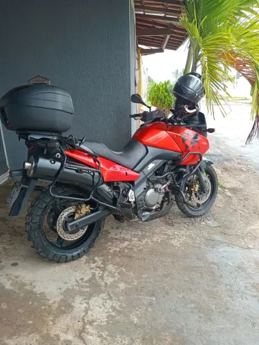 Suzuki Vestron 650