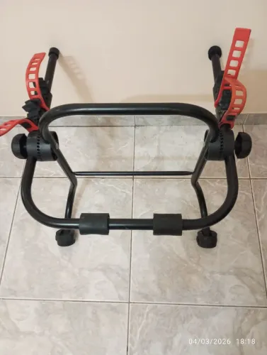 TRANSBIKEPARA CARROS SEDAN E HATCH. SUPORTE P/2 BIKES. ÓTIMO ESTADO!<br>