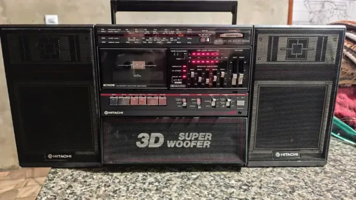 Rádio Vintage Boombox Hitachi Trk-9230w Stereo 3dsuperwoofer