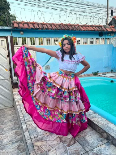 Roupa feminina completa de Carimbó