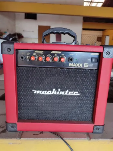 Caixa amplificada Mackintec Maxx 15 vermelha com nota fiscal