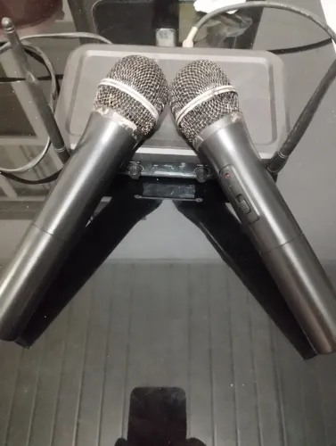 Vendo microfone sem fio