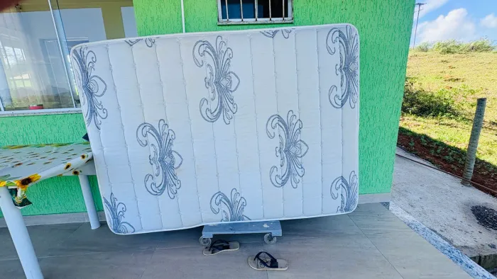 Colchão: Colchão Castor em ótimo estado