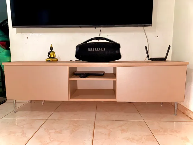 VENDO RACK PARA TV 