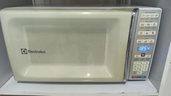 Microondas Eletrolux 34 Litros Modelo MEO44