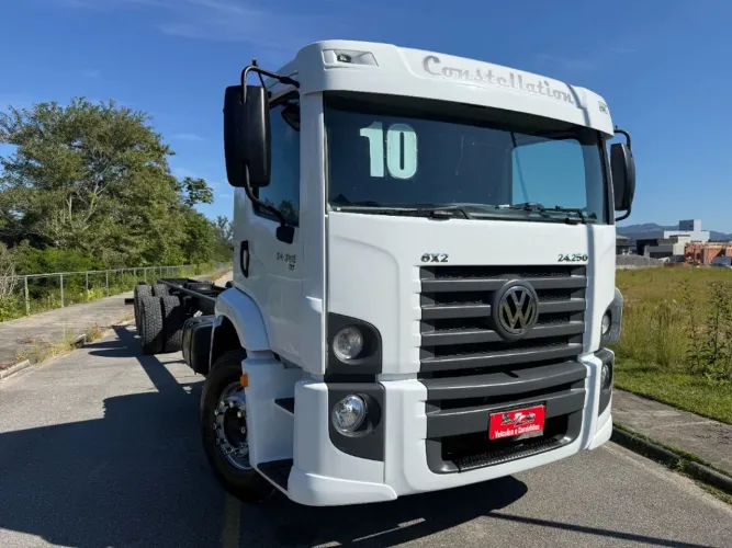 VW 24-250 E Constellation 
