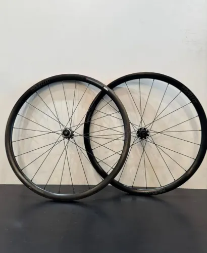 Rodas Vision Team 30
