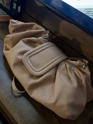Bolsa Arezzo