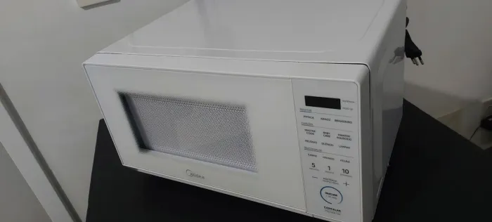 Micro-ondas Midea 20L