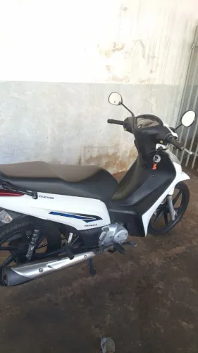 Vendo ou troco por carro do mesmo valor 