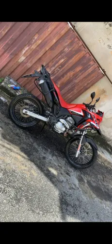 Honda XRE 300 ABS 2022/23 - 25.776 km - Muito Conservada
