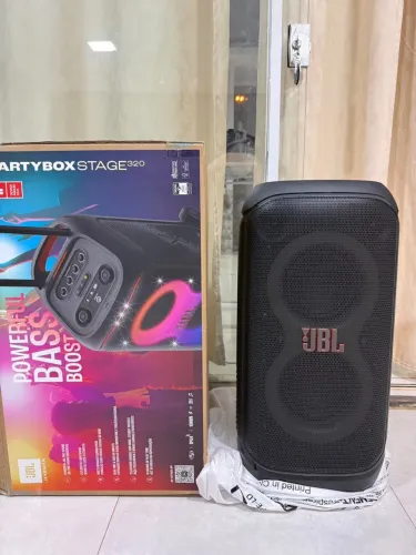JBL PARTYBOX STAGE 320 ? ESTADO DE NOVA! Está procurando uma caixa de som potente para