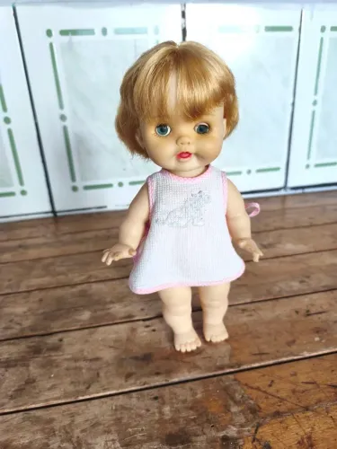 Boneca antiga 