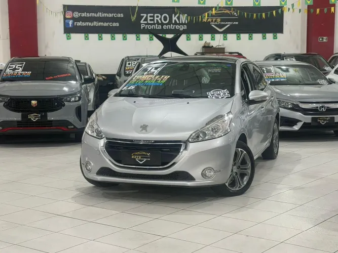 Peugeot 208 Griffe 1.6 Flex 16V 5P Aut. 2014