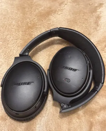 Fone de ouvido Bluetooth Bose Quiet Comfort