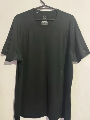 Camiseta Under Armour Rush Preta, G!