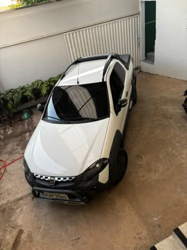 Fiat Strada Adventure1.8/ 1.8 Locker Flex CD 2015