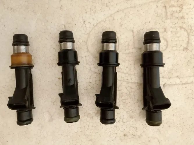 Bico injetor celta, Corsa, prisma, Montana e 2 flautas 