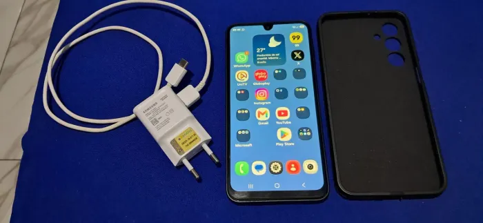 Samsung A16.