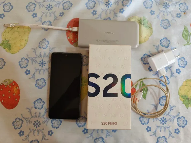 Samsung Galaxy S20 FE 5G Snapdragon + Power Bank Samsung 10.000mAh