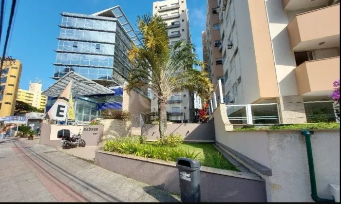 Apartamento para Venda em Florianópolis, Centro, 1 dormitório, 1 banheiro