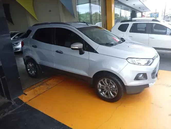 Ford Ecosport Freestyle 1.6 16V Flex 5P 2013