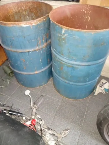 Barril de ferro 200 litros