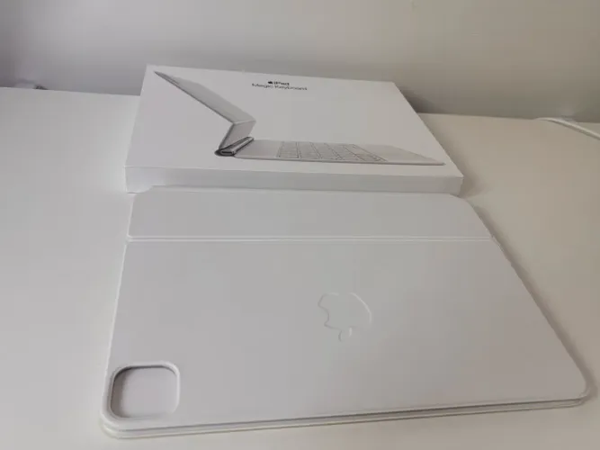 Magic Keyboard Apple Original iPad Air/Pro Branca