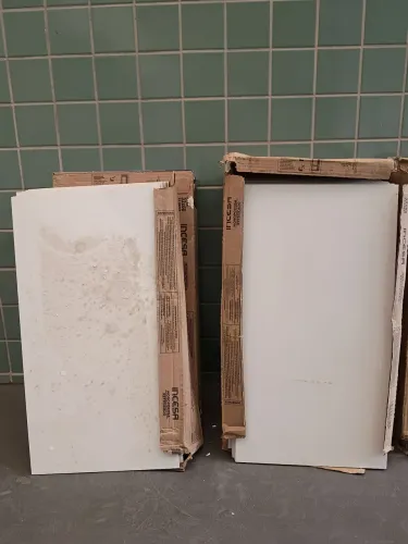 4 caixas cada uma de 12 und de 32x60 e 3 caixas de porcelanato de 60x60