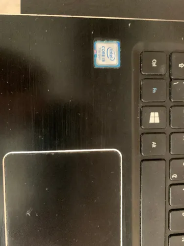 Notebook Ace i5 7° Geração faltando a tela