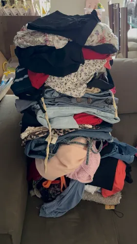 Lote de roupas novas e desapego