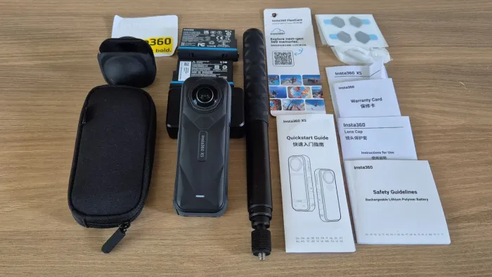 Vendo câmera de ação Insta 360° X5.
