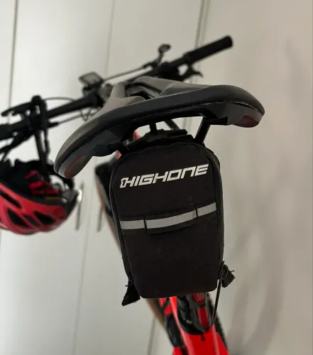 Bolsinha selim HighOne original + kit reparo tubeless + cilindro CO2 + adaptador