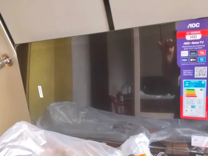 Tv smartv 32 polegadas nova na caixa 