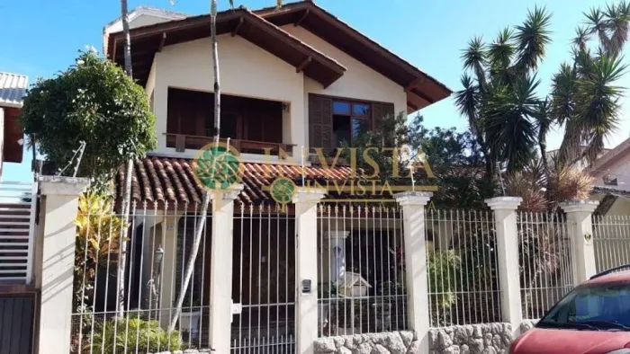 Casa Residencial e comercial para locação no Balneário, Florianópolis.