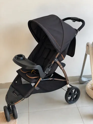 Carrinho de bebê galzerano