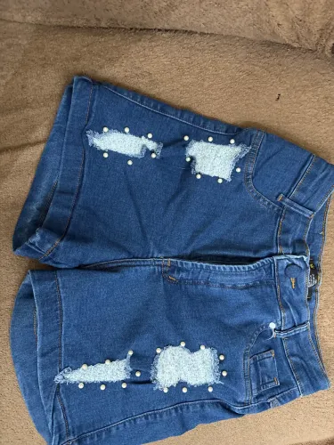 Short jeans