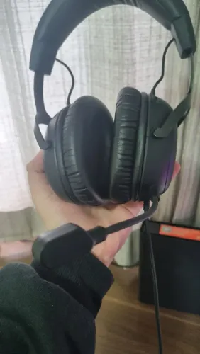 Hyper X Cloud III - Perfeito Estado, acompanha caixa original e adaptadores originais
