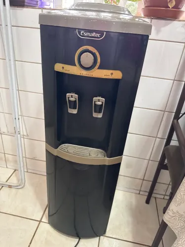 Bebedouro de Água Esmalte - 110v