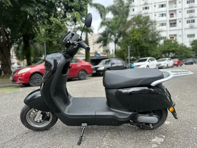Moto Elétrica IMPECÁVEL 5 meses de uso - sem CNH