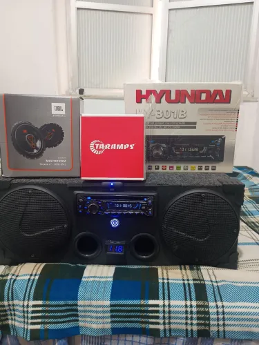 Caixa amplificada 400w