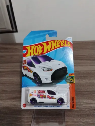 HotWheels THunt Ford Tranait Connect