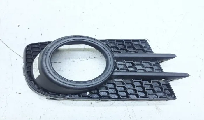 Acabamento Farol Milha Direito Vw Tiguan Tsi 2.0 2012 Direito