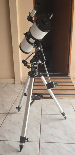 Telescópio Newtoniano LE 2060 lelong