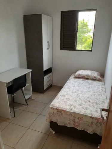Quarto individual por locação- Goiânia