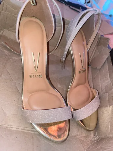 Salto vizzano nunca usado 