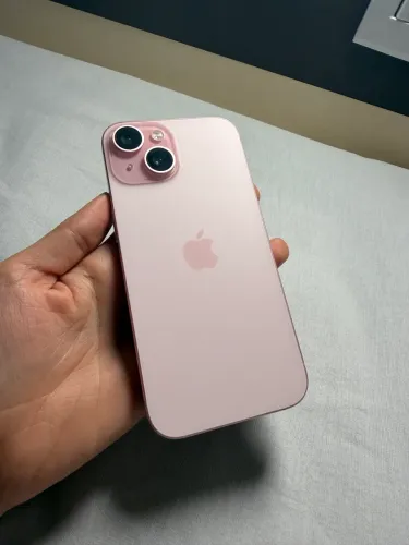 IPHONE 15 - Rosa