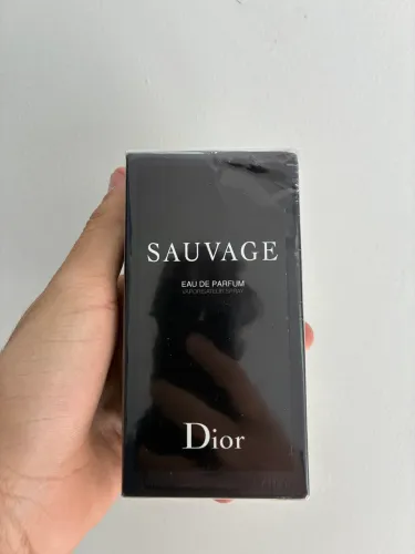 Sauvage Dior Eau de Parfum - Perfume Masculino 100 Ml