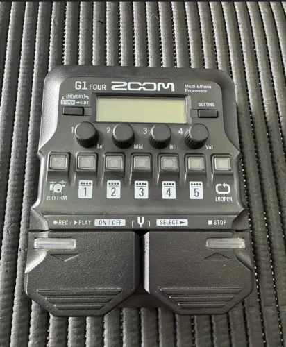 Zoom G1 Four 