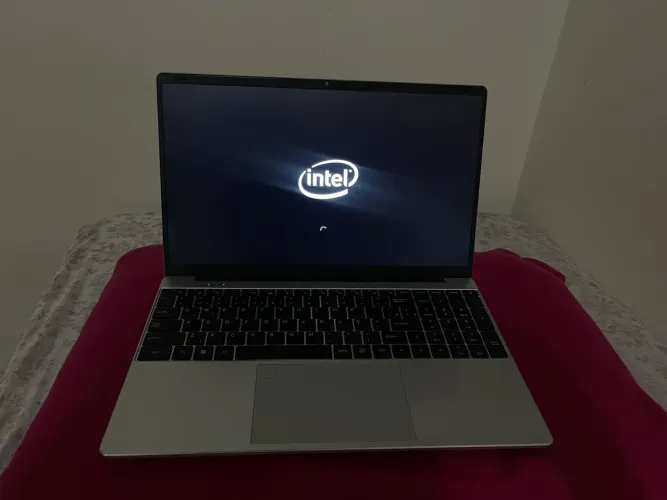 Vendo Notebook Atfly- novo
